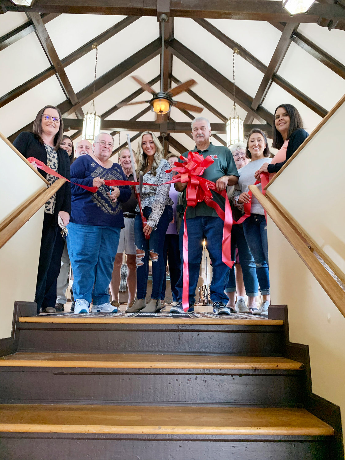Sparta White-County Chamber of Commerce recently hosted a ribbon cutting ceremony for The Robin’s Nest, which is an Airbnb located at 20 N. Church St.